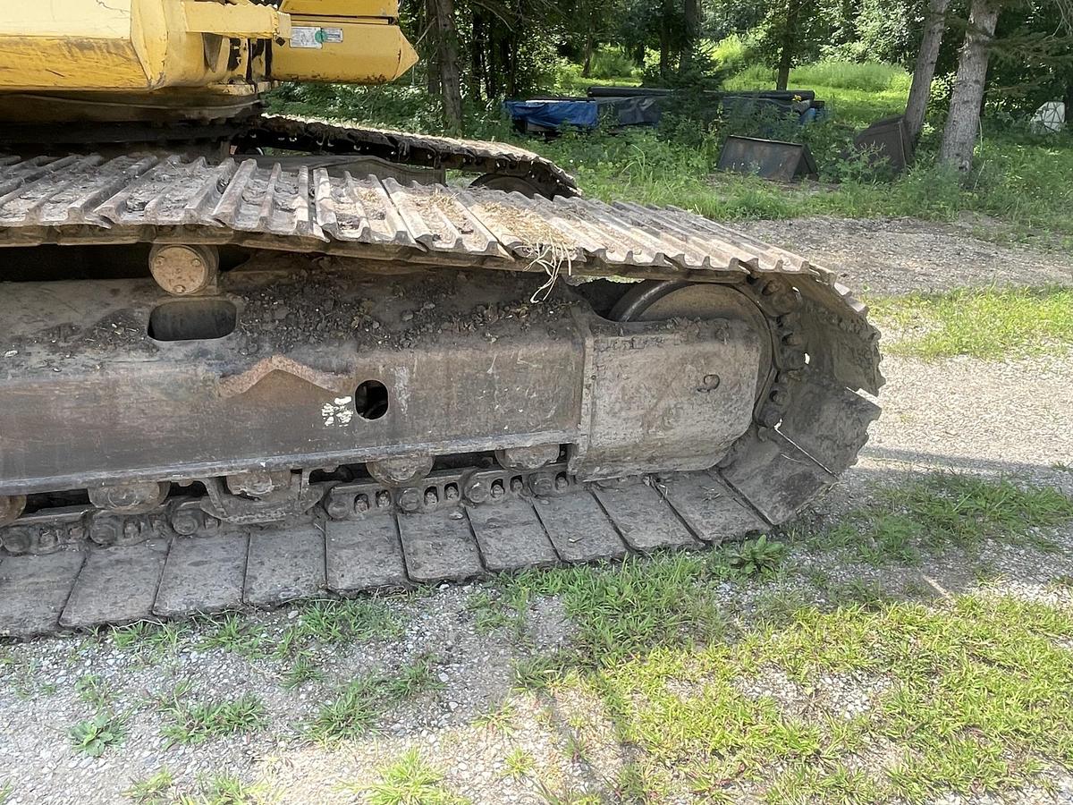 Used 2003 KOMATSU PC200 LC7