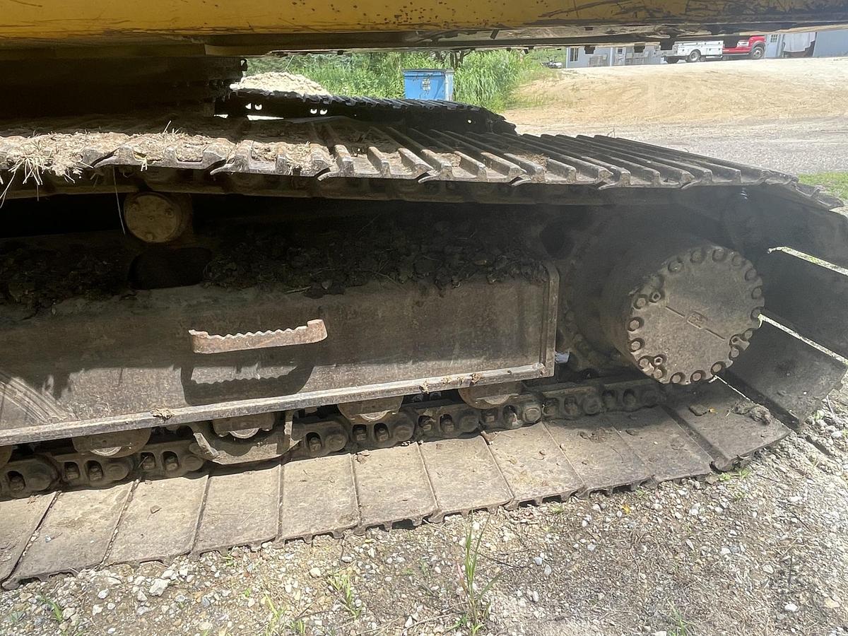 Used 2003 KOMATSU PC200 LC7