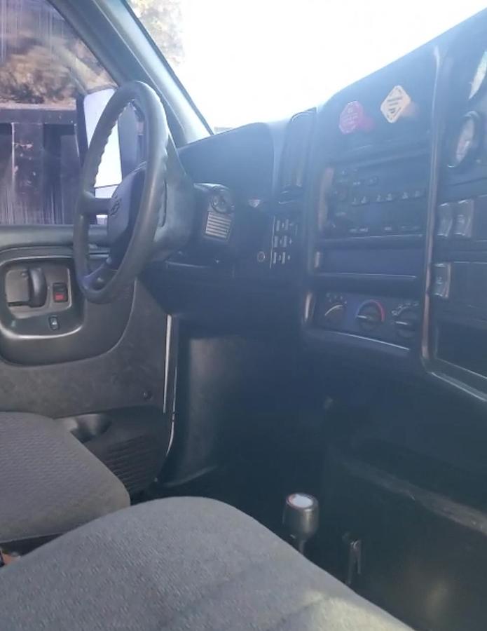 Used 2004 CHEVROLET C7500