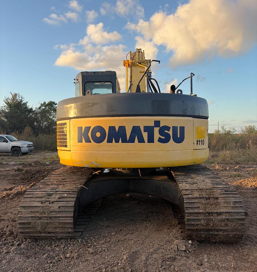 Used 2005 KOMATSU PC-228 LC