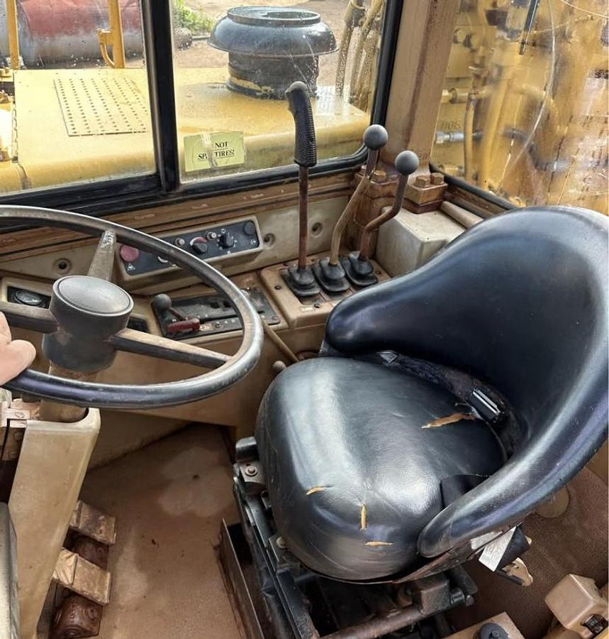 Used 1992 CATERPILLAR 621E