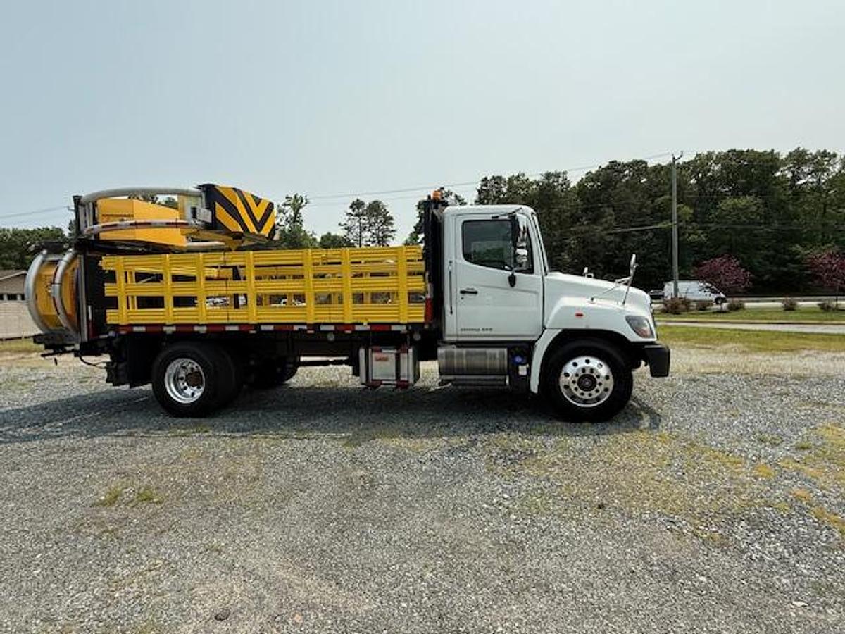 Used 2019 HINO 268