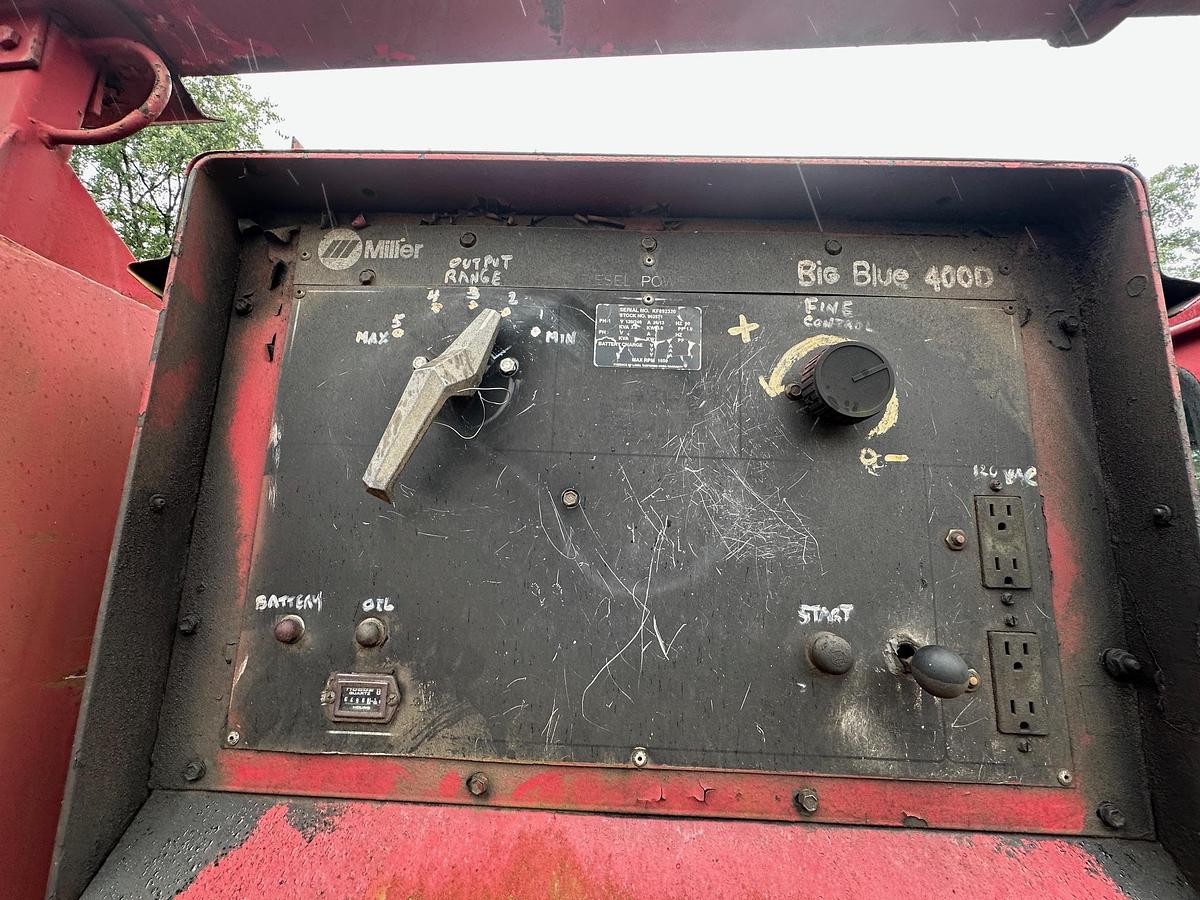 Used 2001 INTERNATIONAL 4700 Service Truck