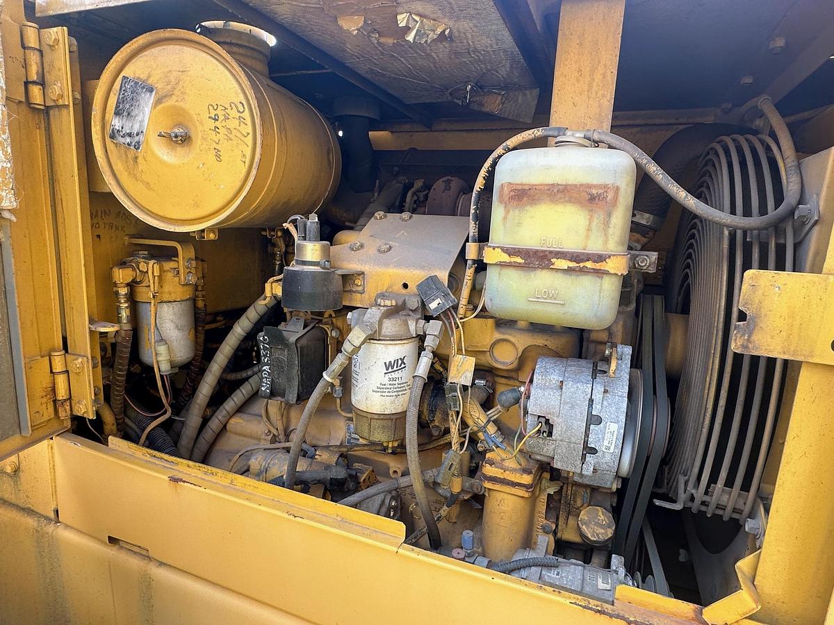 Used 1994 DEERE 444E