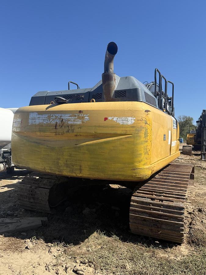 Used 2017 DEERE 210G LC