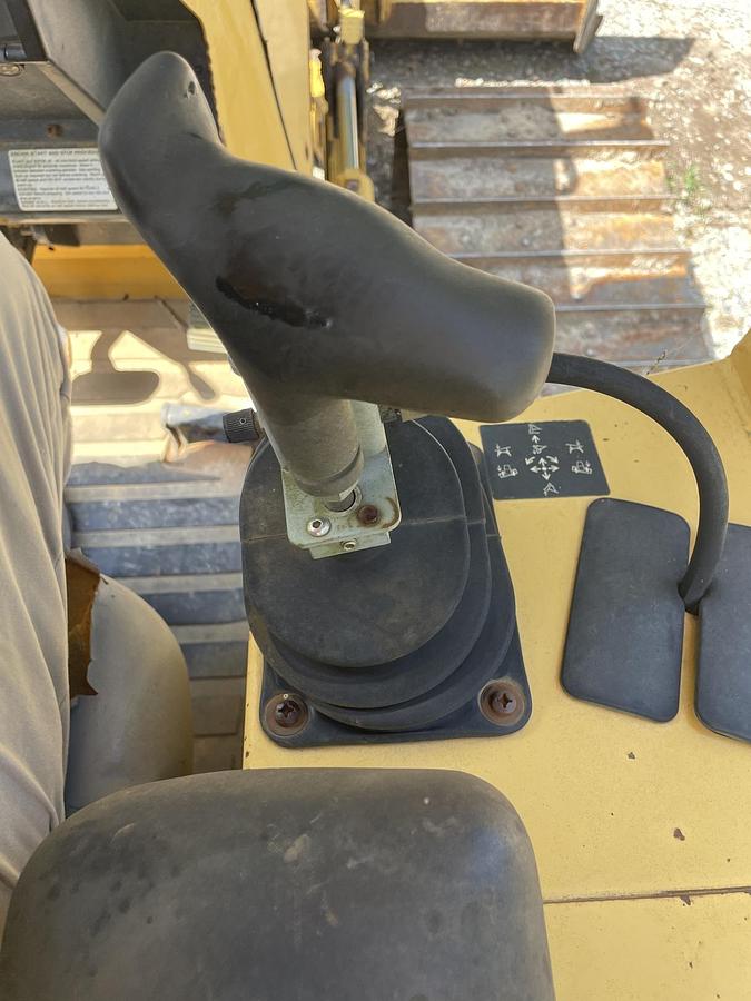 Used 2002 DEERE 550H LGP
