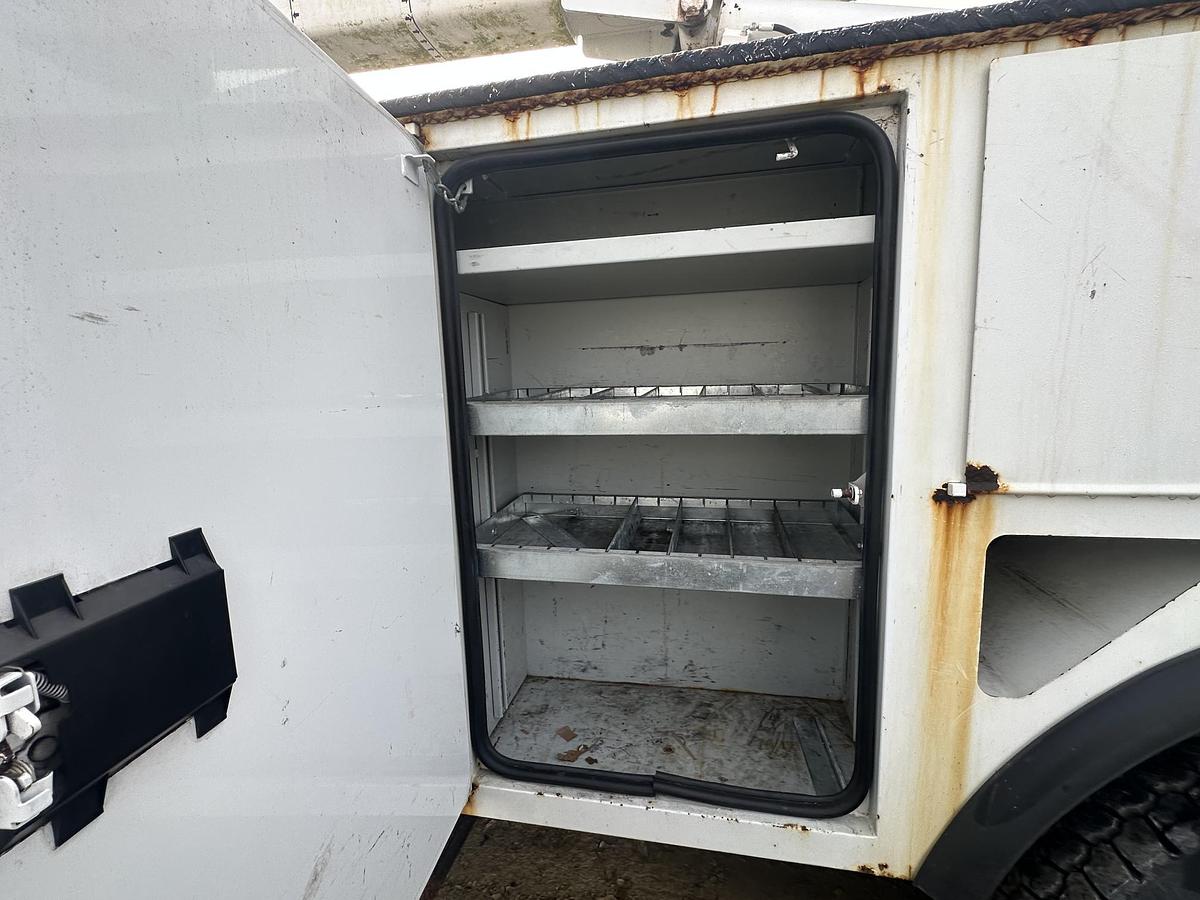 Used 2017 FREIGHTLINER M2 106