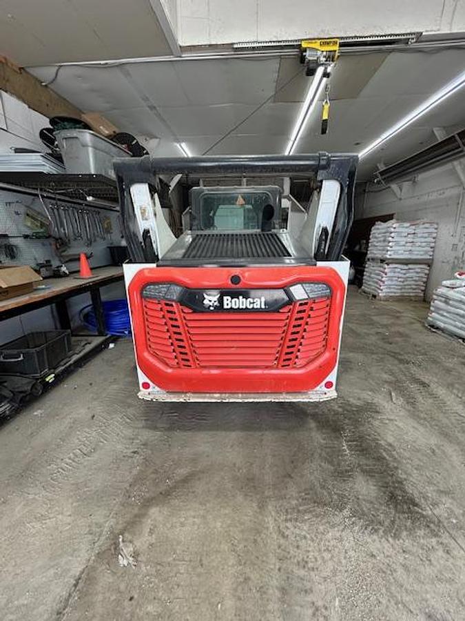 Used 2022 BOBCAT T76