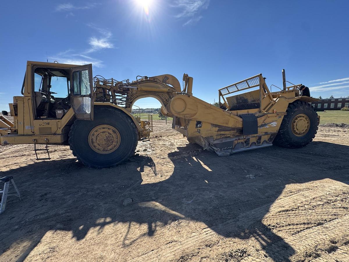 Used 1989 CATERPILLAR 637E