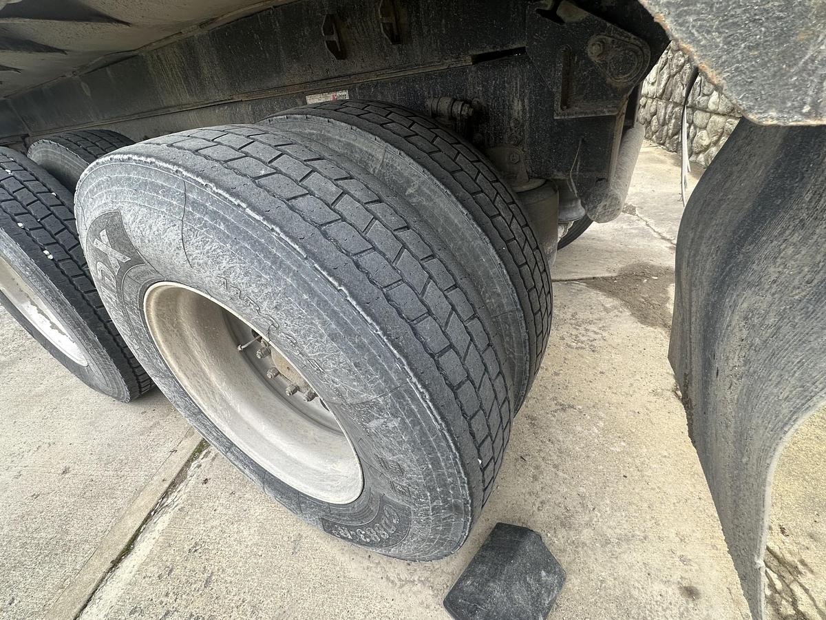 Used 2015 KENWORTH T800