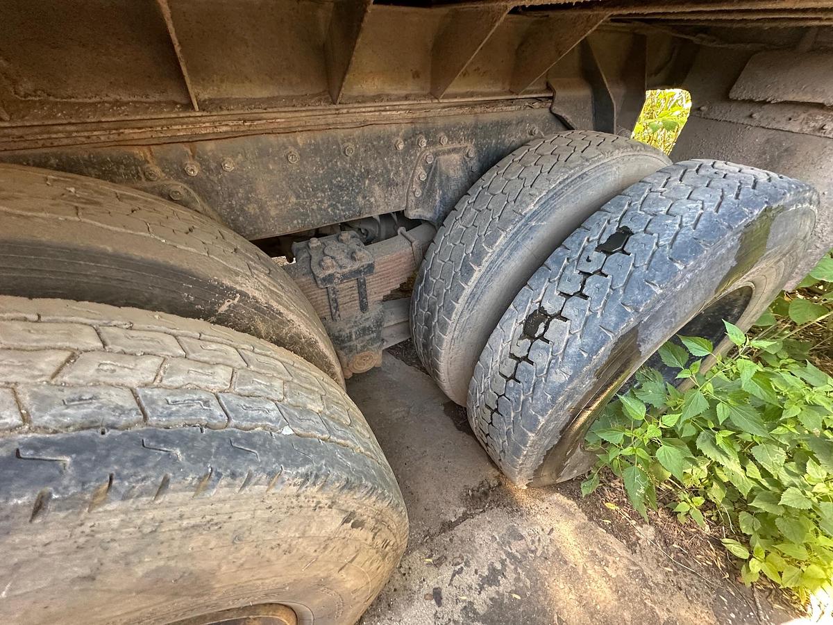 Used 1986 AUTOCAR DK64