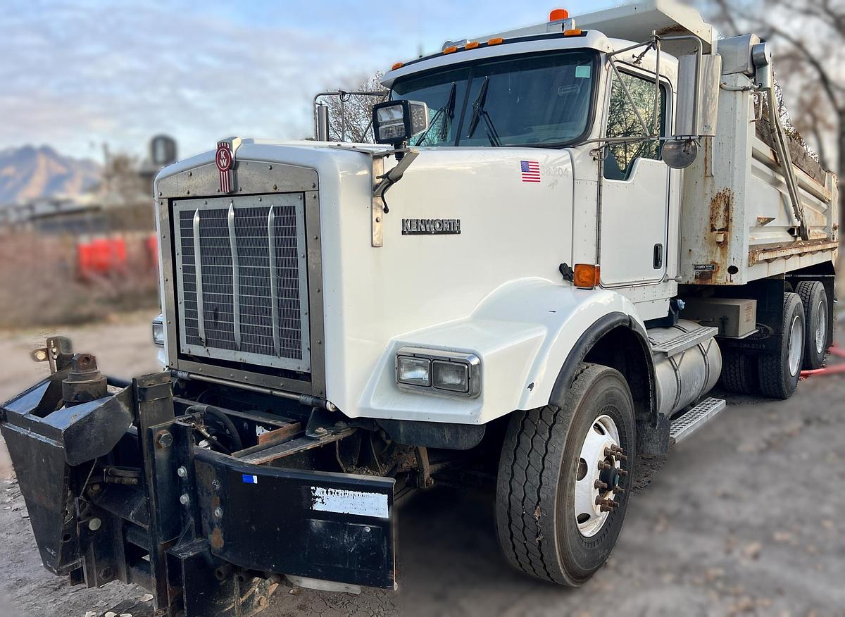 Used 2013 KENWORTH t800