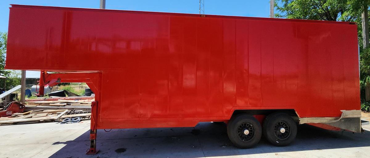 Used 2008 VOLVO VNM D13 4x2