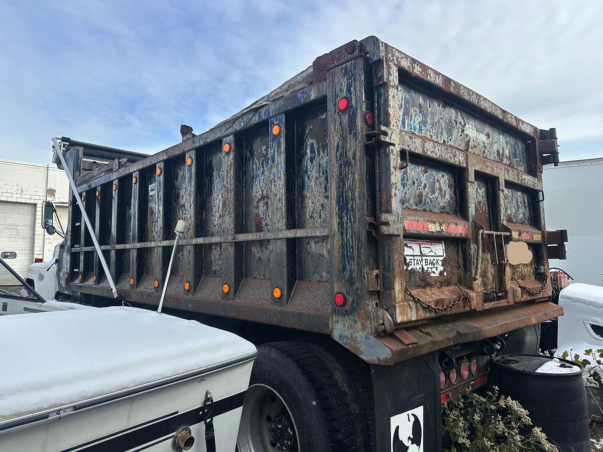 Used 1982 FORD L9000