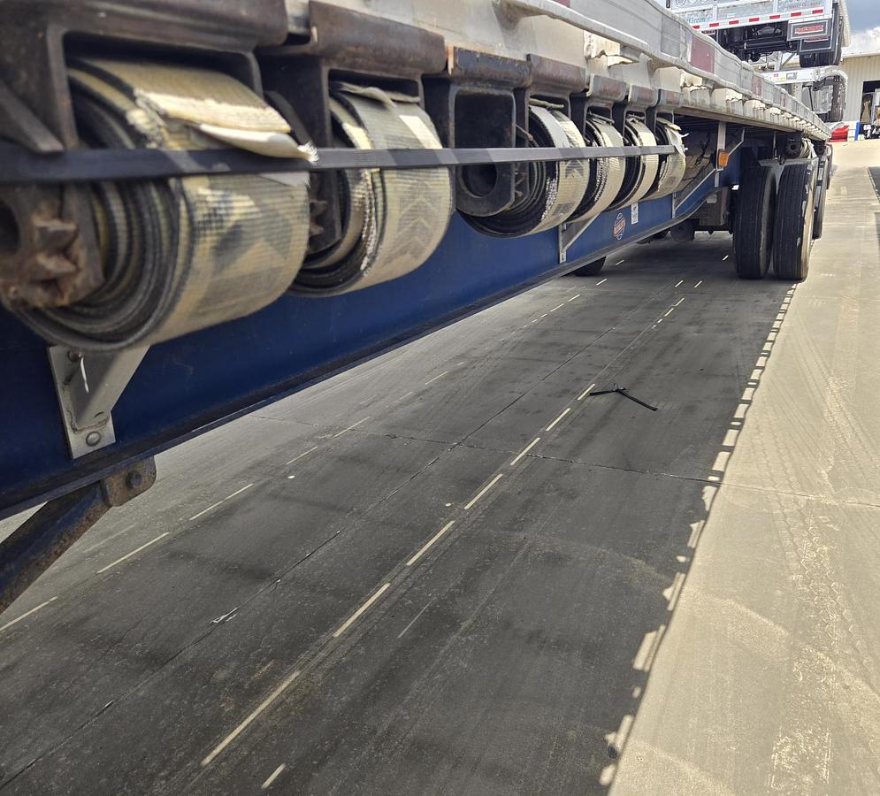 Used 1998 UTILITY 48 x 102