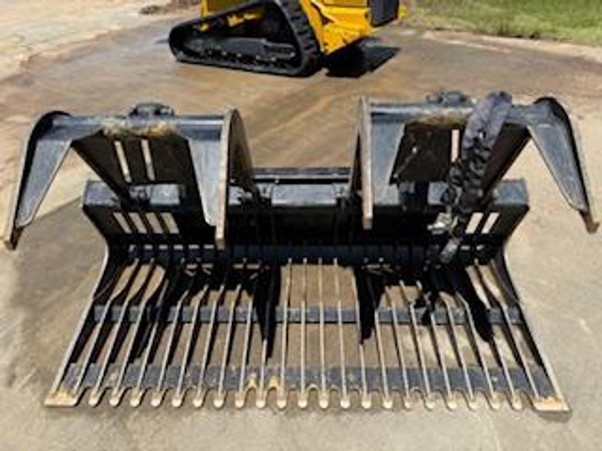Used 2023 JOHN DEERE 333G
