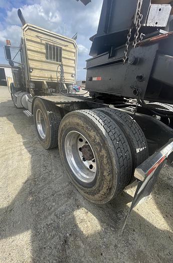 Used 1998 PETERBILT 379
