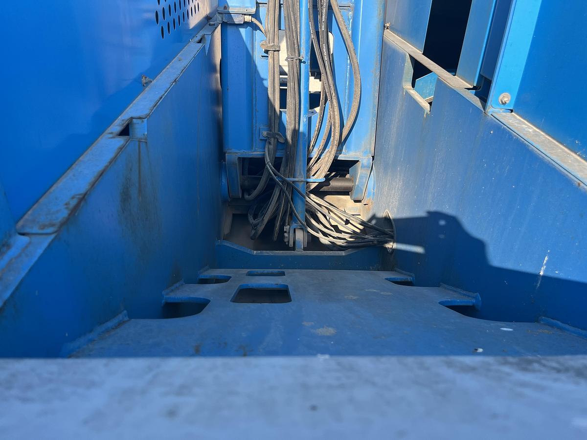 Used 2006 GENIE S-60