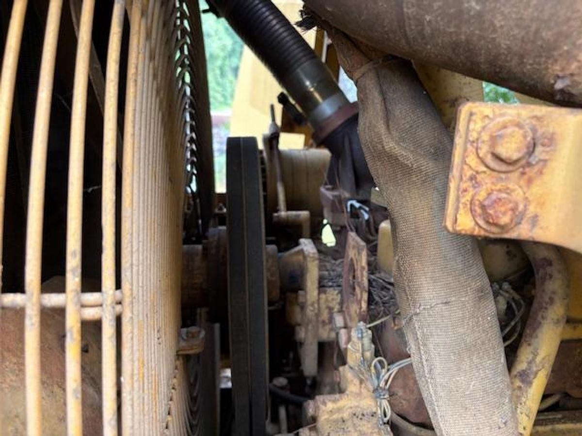 Used 1983 CATERPILLAR 963