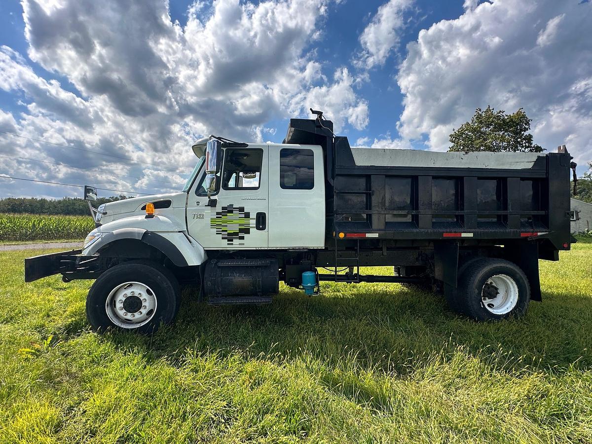 Used 2003 INTERNATIONAL 7500