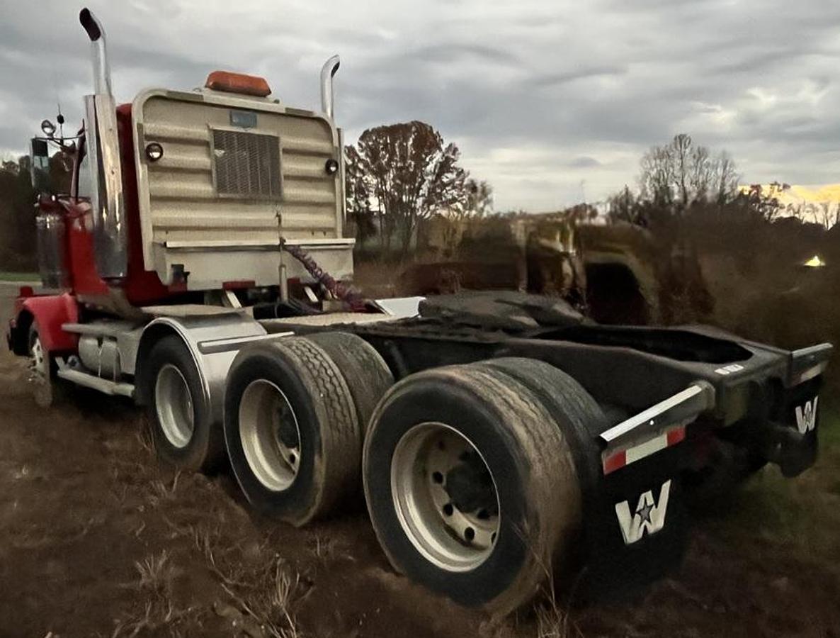 Used 2000 WESTERN STAR 4900