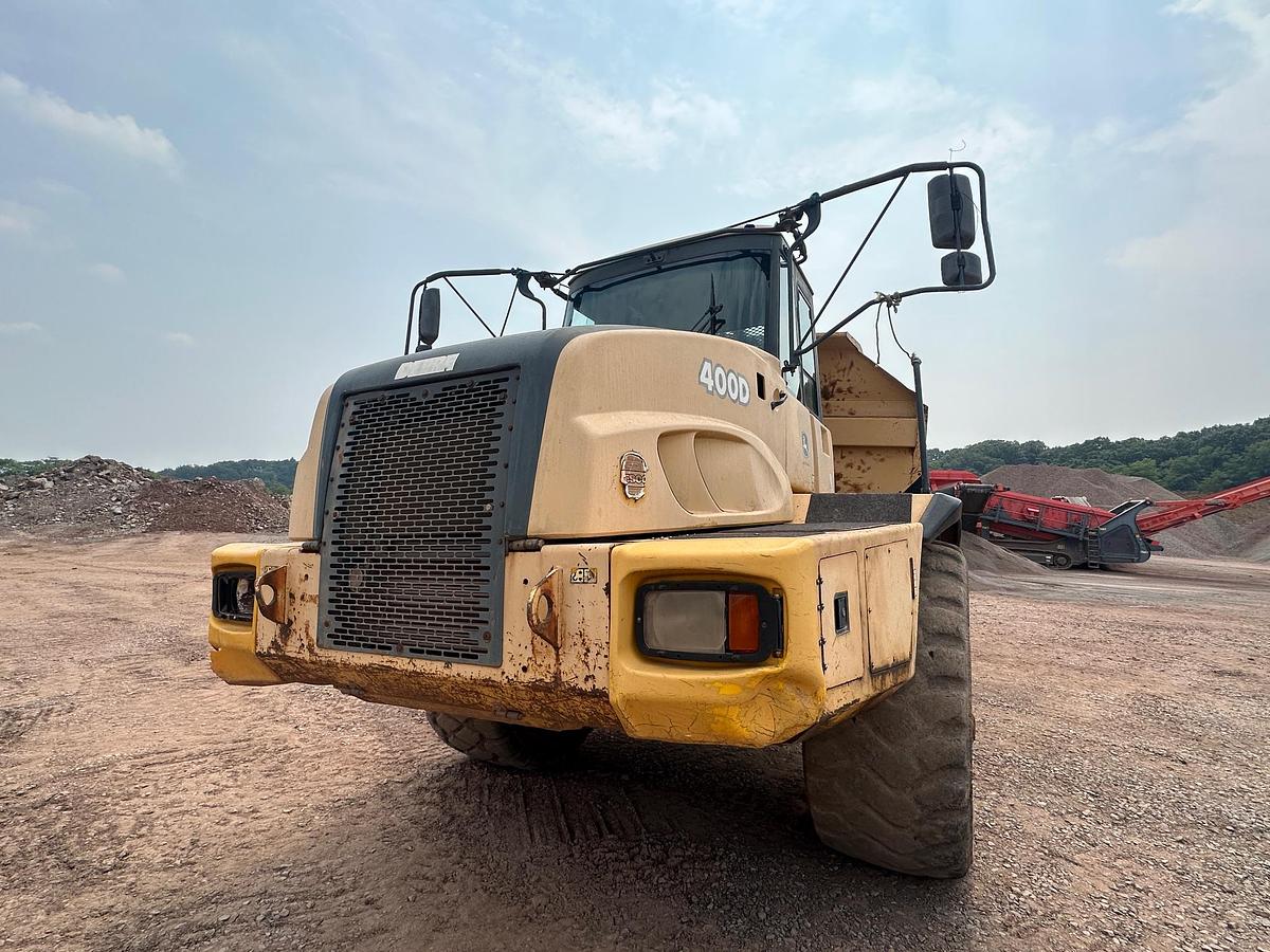 Used 2003 DEERE 400D