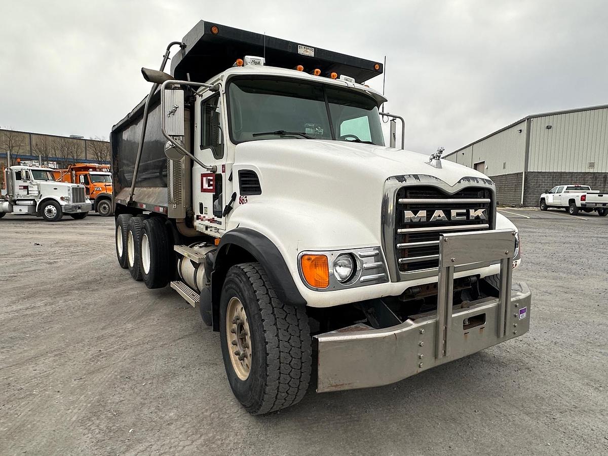 Used 2007 MACK CV713