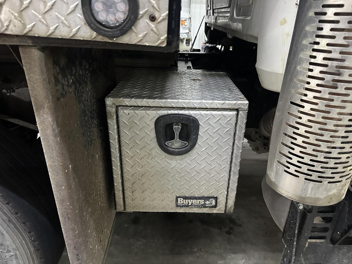 Used 2018 MACK Granite GU713