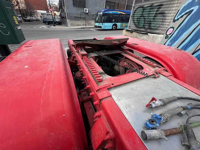 Used 2008 PETERBILT 389