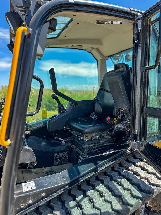 Used 2024 JCB 270T