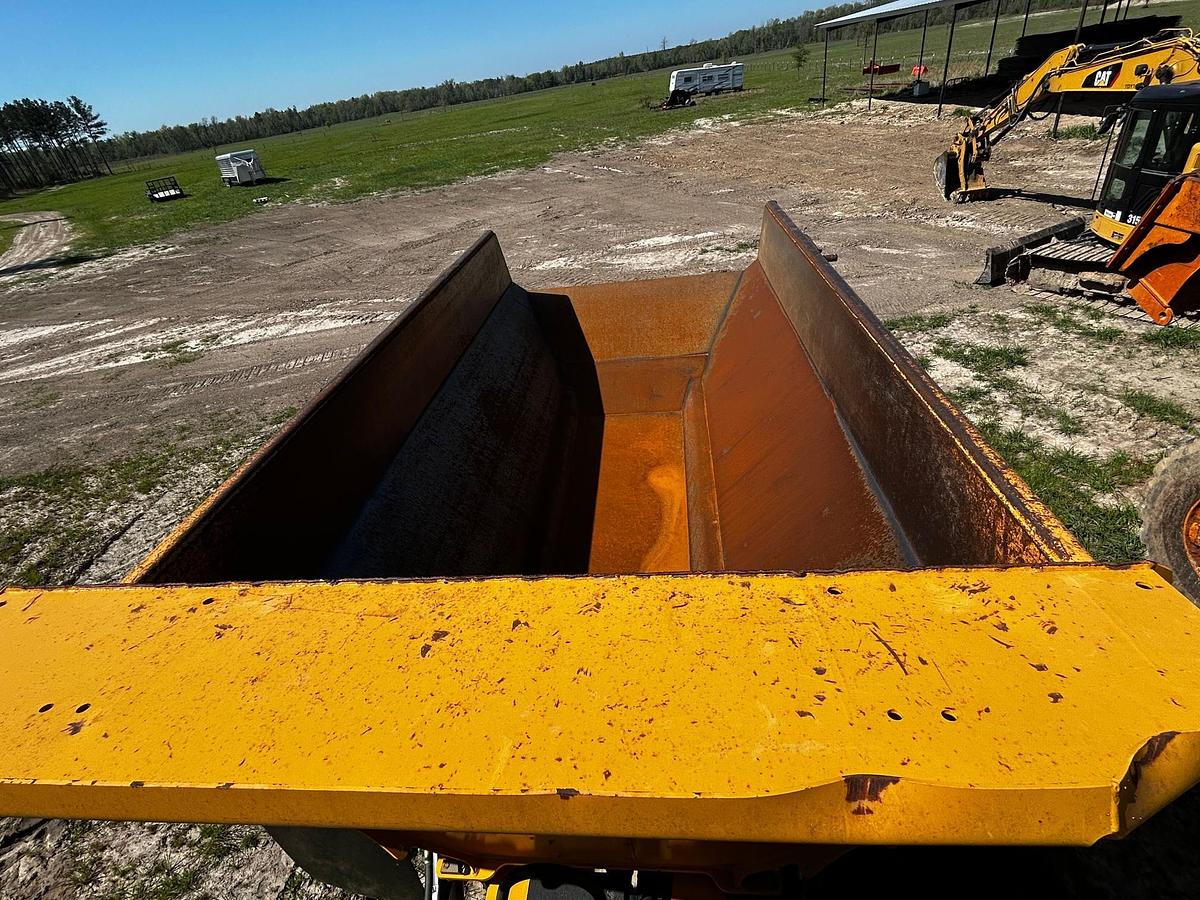 Used 2022 VOLVO A25G