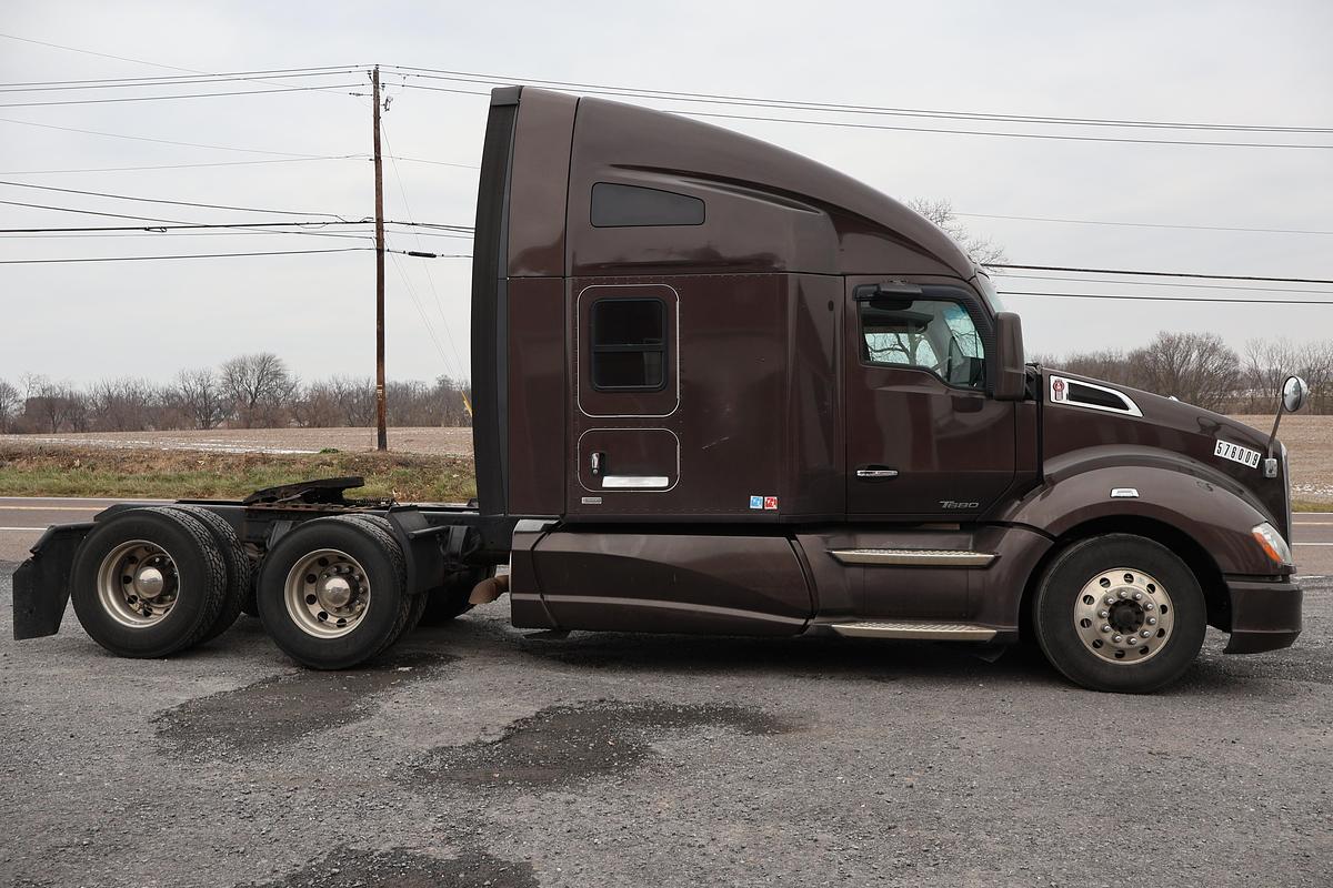 Used 2016 KENWORTH T680
