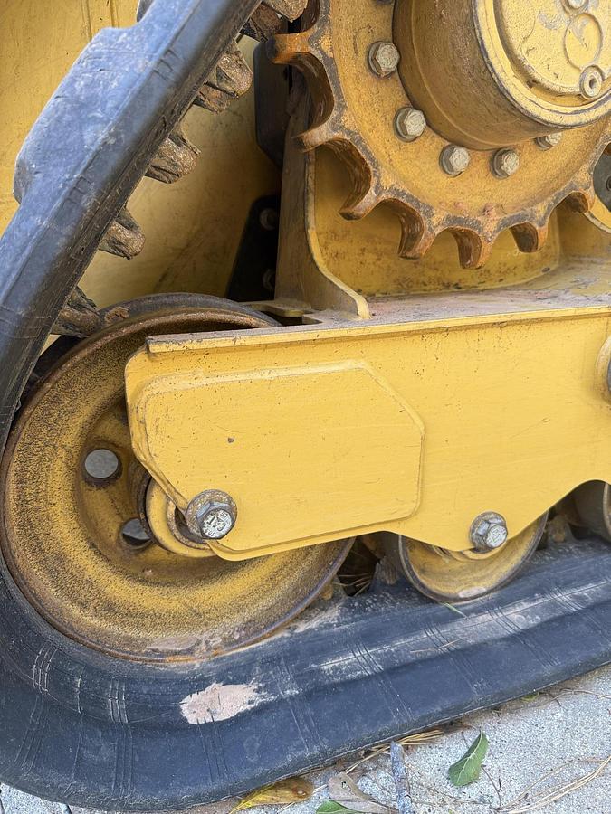 Used 2021 CATERPILLAR 299 D3 XE