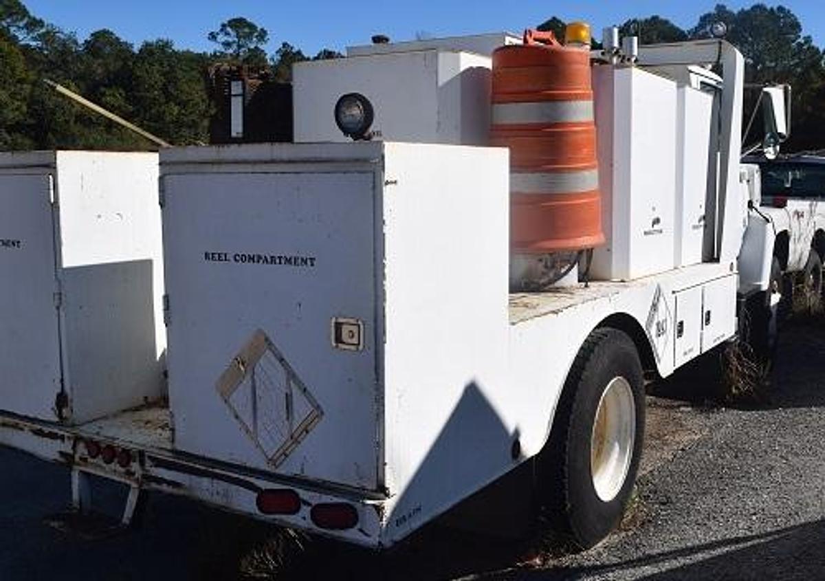 Used 1995 FORD L7000