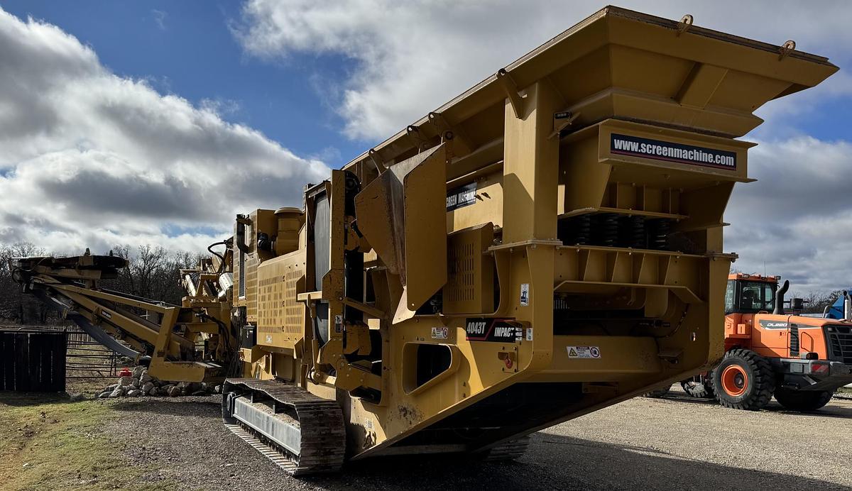 Used 2023 SCREEN MACHINE 4043 TR