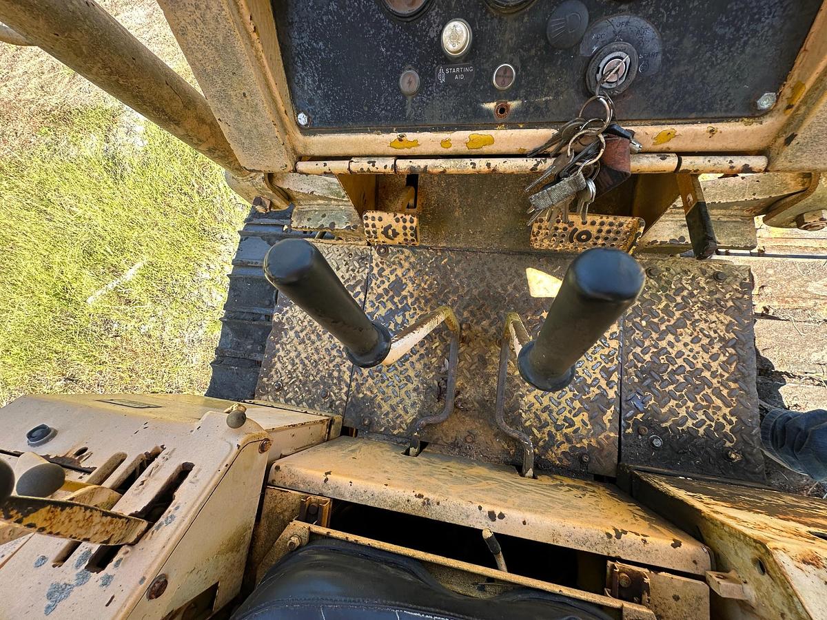 Used 1987 DEERE 450E