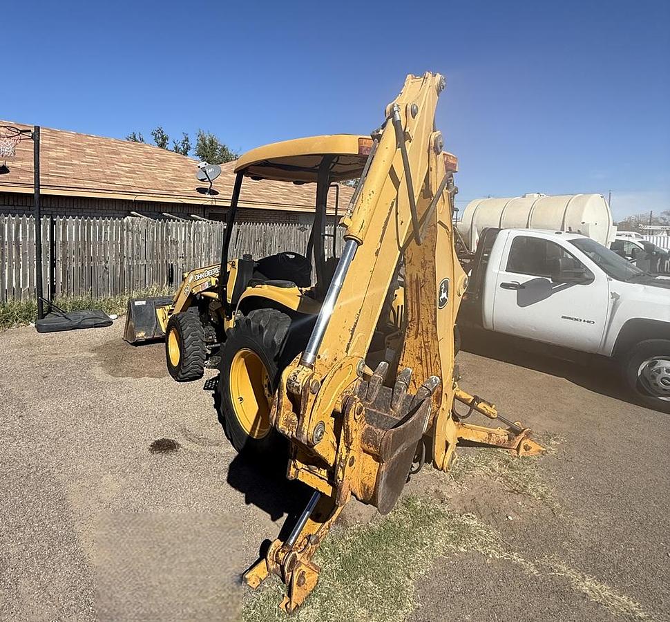 Used 2012 JOHN DEERE 110