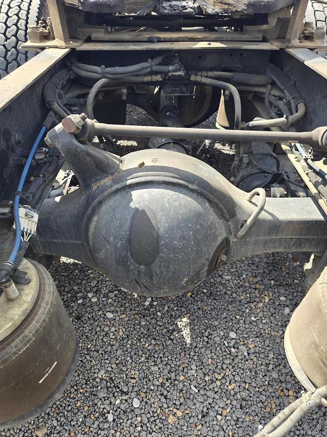 Used 2009 FREIGHTLINER Columbia