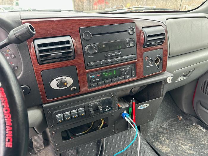 Used 2006 FORD F550 Lariat Wrecker