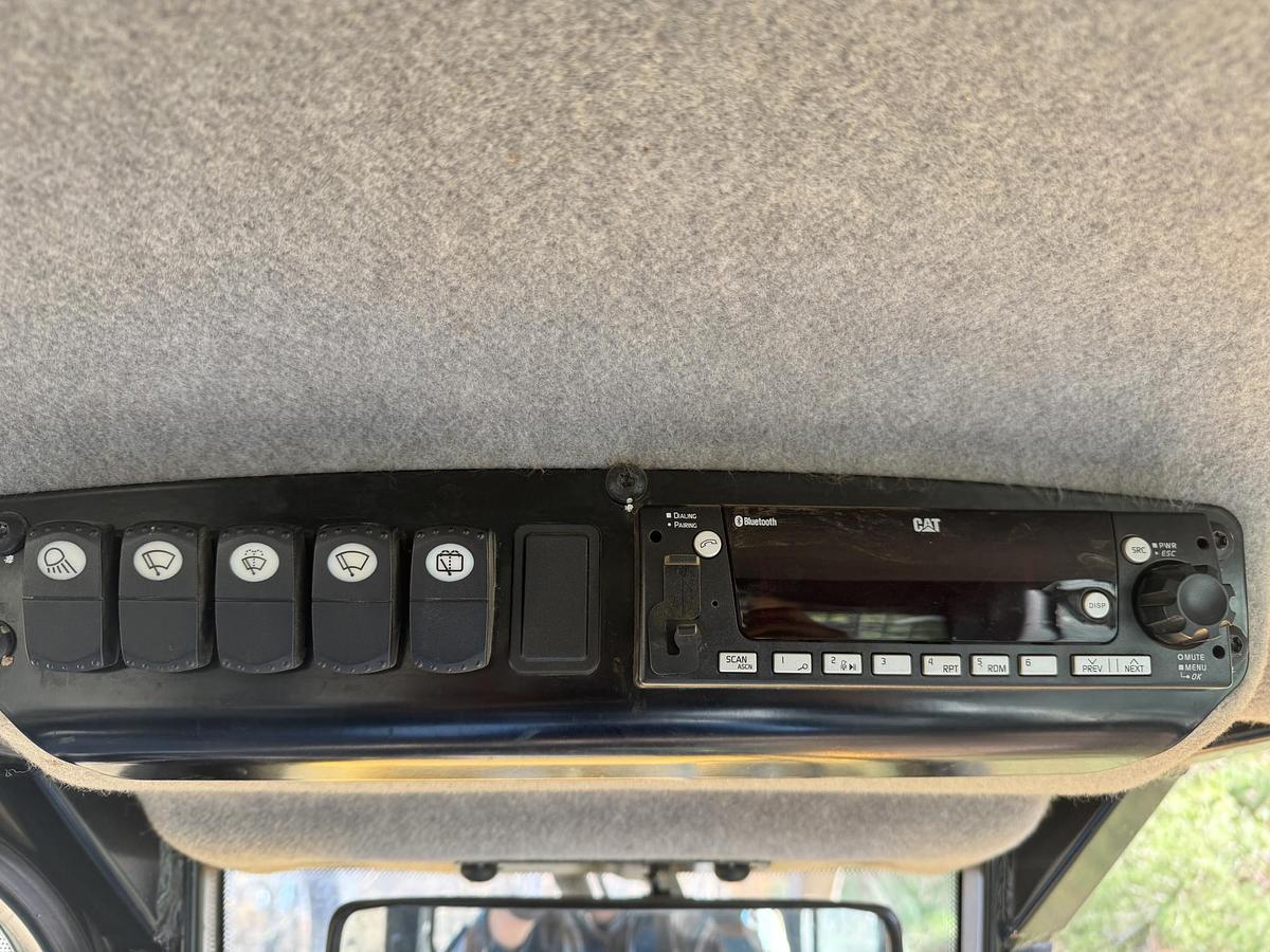 Used 2019 CATERPILLAR D6K2 XL