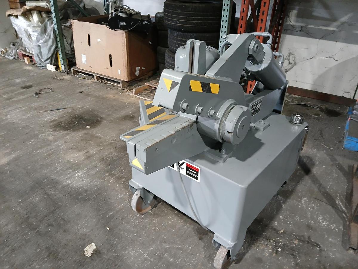 Used 2015  330SHEAR
