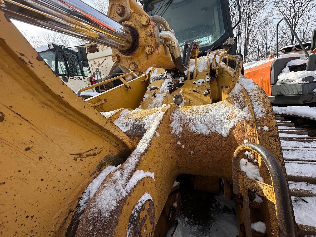 Used 2005 CATERPILLAR 963C