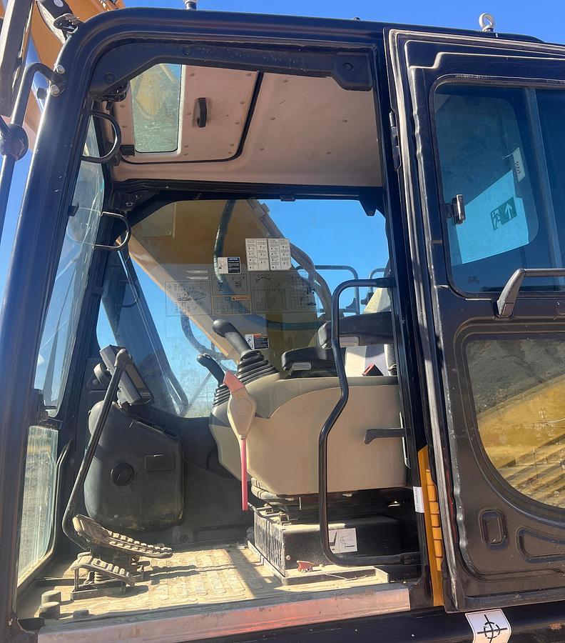 Used 2019 SANY SY215C LC