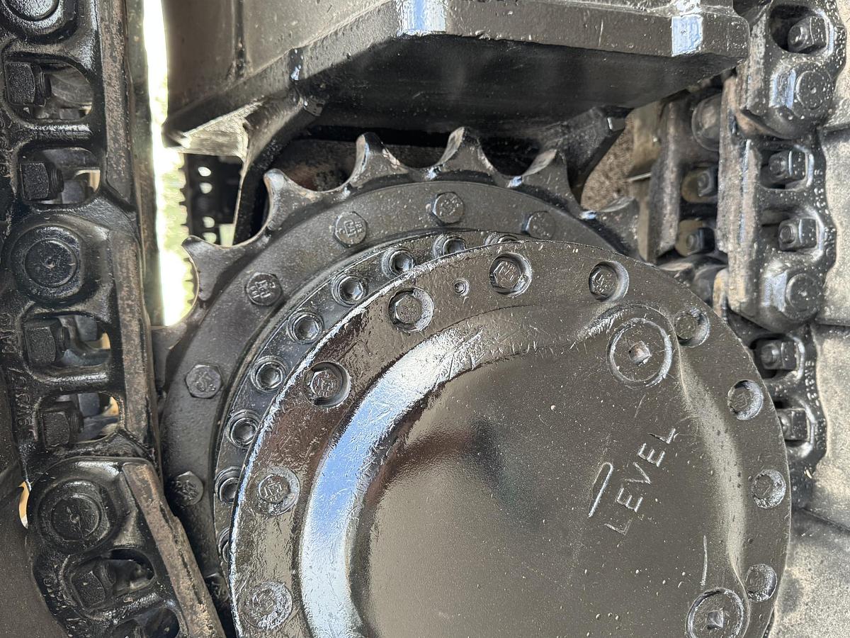 Used 2017 CATERPILLAR 320 EL