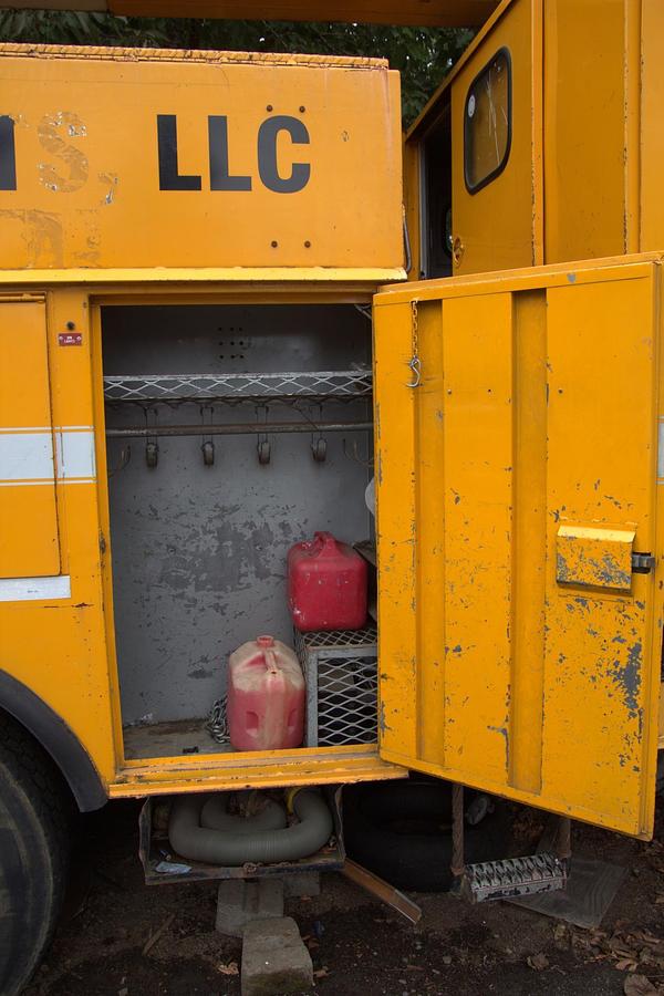 Used 1990 PETERBILT 320