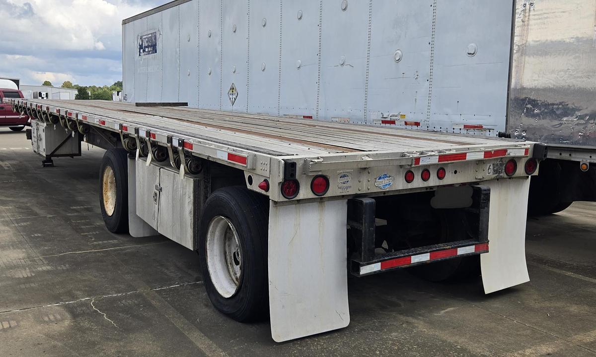 Used 2000 UTILITY 48 x 102