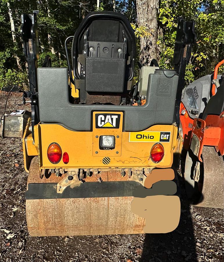 Used 2018 CATERPILLAR CB24B
