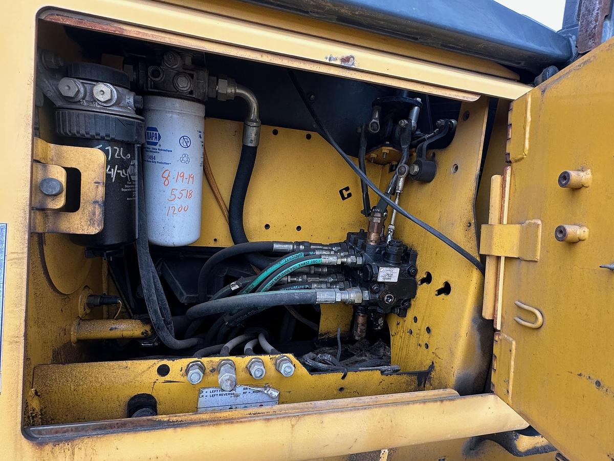 Used 2007 DEERE 650J LT