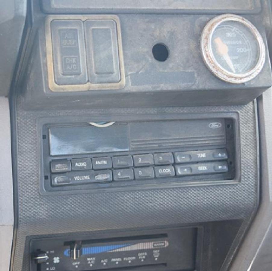 Used 1998 FORD L7000