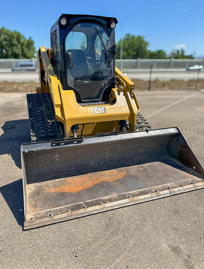 Used 2019 CATERPILLAR 279D